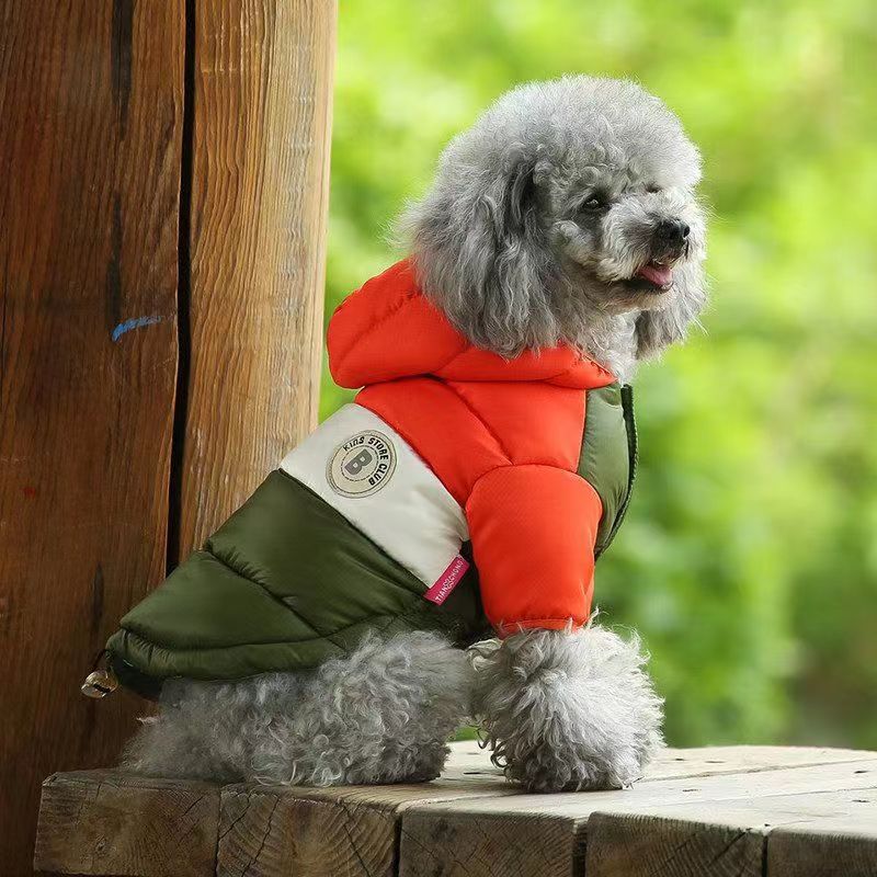 犬 ダウンジャケット ダウン リード穴 服 ウエア ベスト 犬の服 ペット服犬 秋冬 中綿コート ドッグウェア 洋服 パーカー フード付き アウター 防水 防風 防寒 保温 おしゃれ かわいい 猫犬 